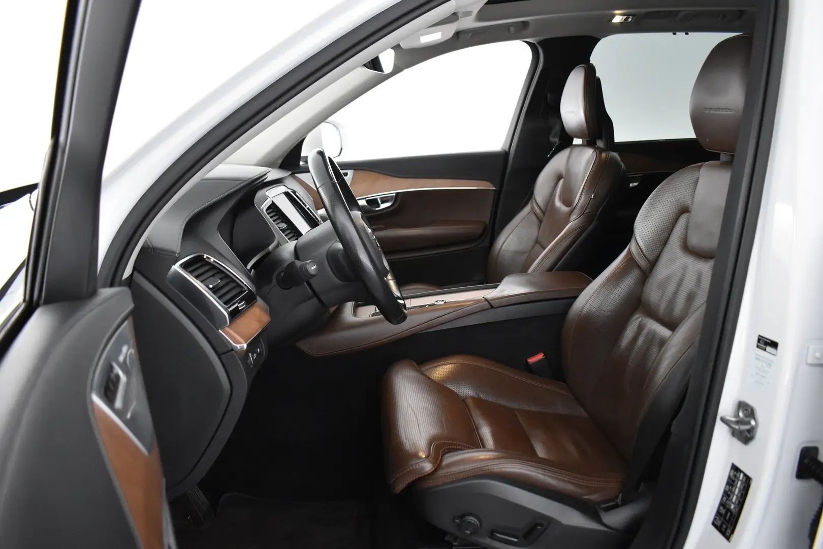 Car Image - 4p6B2A7GLrRgaIVMgB7Muz