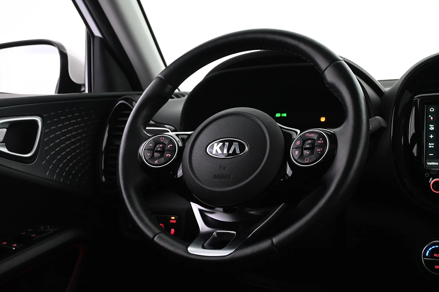 Car Image - 3BnMGAGScN5WFk4l8gI5ON
