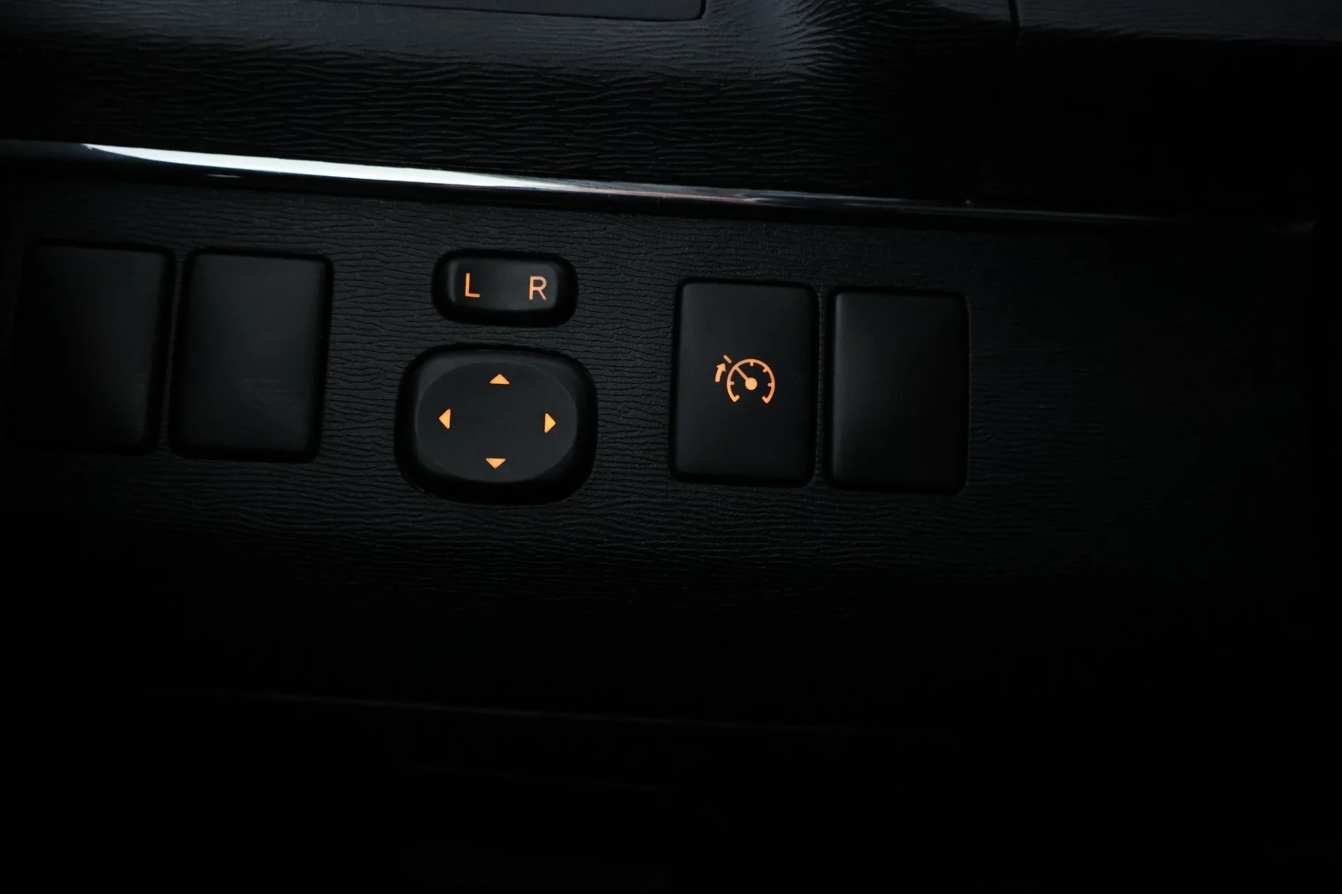 Car Image - 3tLBm4AQw2kYYvEkw3ywuQ