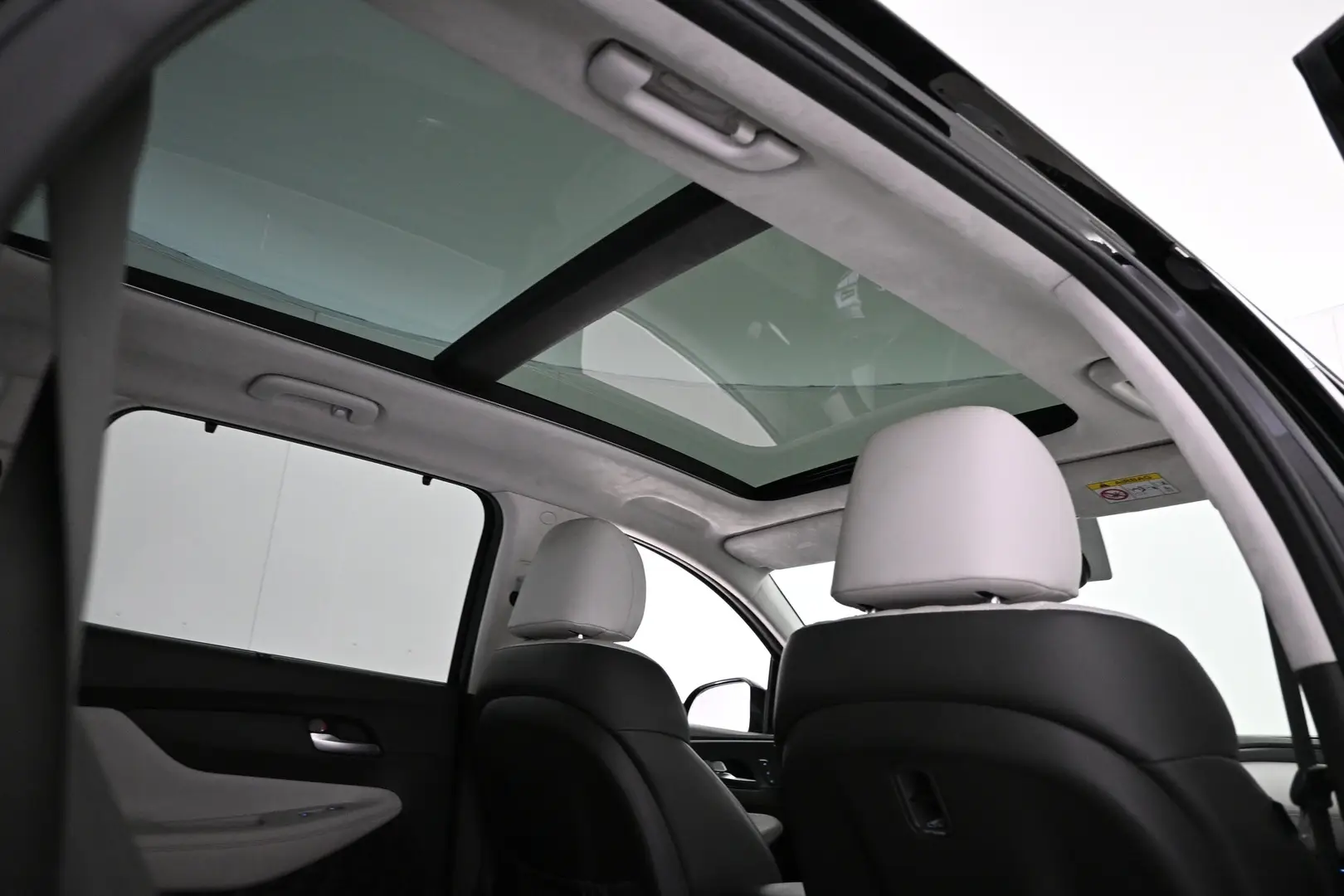 Car Image - 5S2UwVIqydtRGNCfJDX0dO