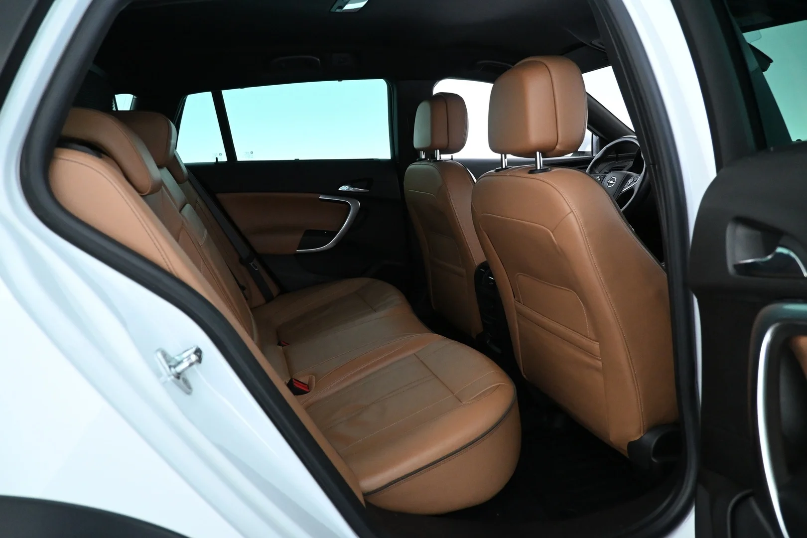 Car Image - 3oBs46ZNGxXDKZ8Qamamb7