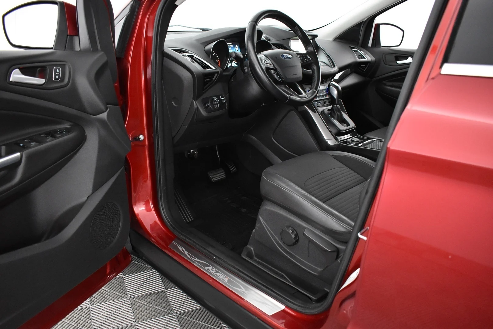 Car Image - 5Ieg6xDJsmDG4GdU3vpEKN