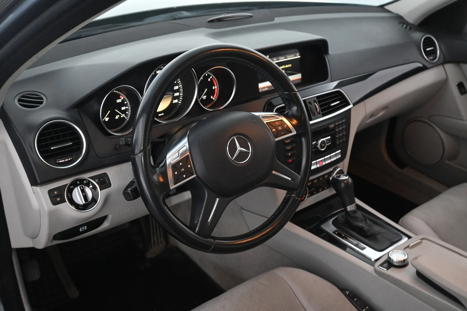 Car Image - 3nvs5tVAdvJrONIVIP0JfA