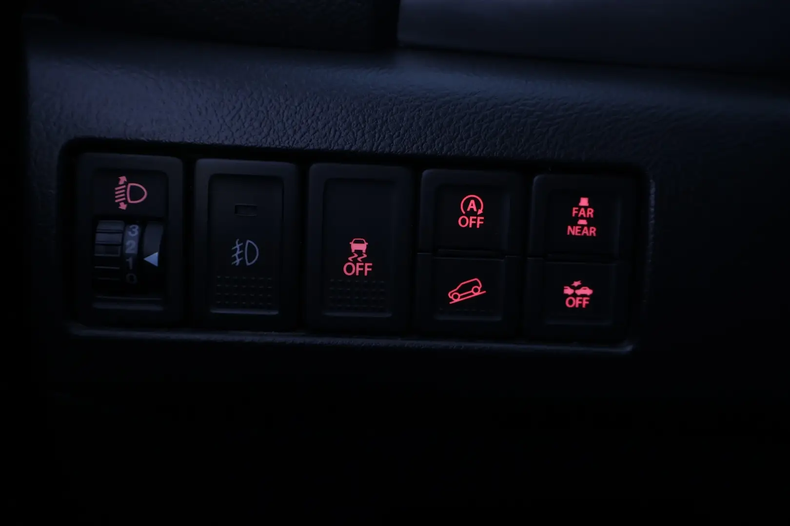 Car Image - 5vV9mDKHjTd5xYI96IlWm9