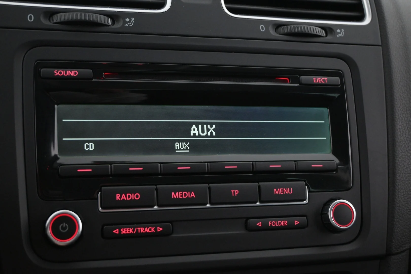 Car Image - 2usgDPVwMakDzvrrjnN9Lb