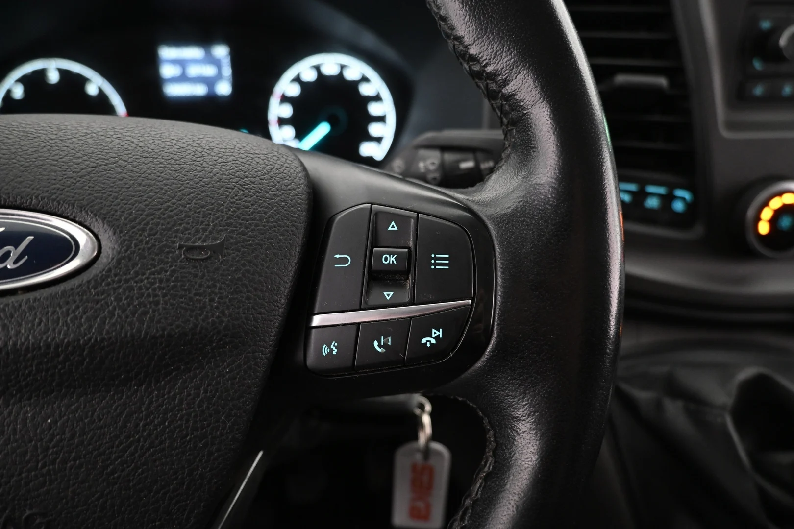 Car Image - 2NfKCSR5GGfDW5wBDlSYTE