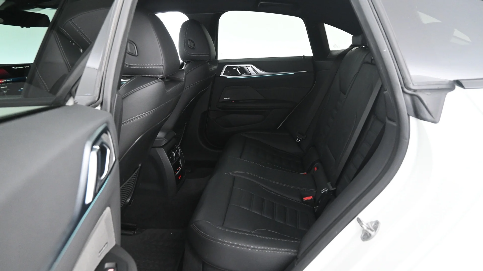 Car Image - 66OtdnNyVNUeOIpcVy0j02