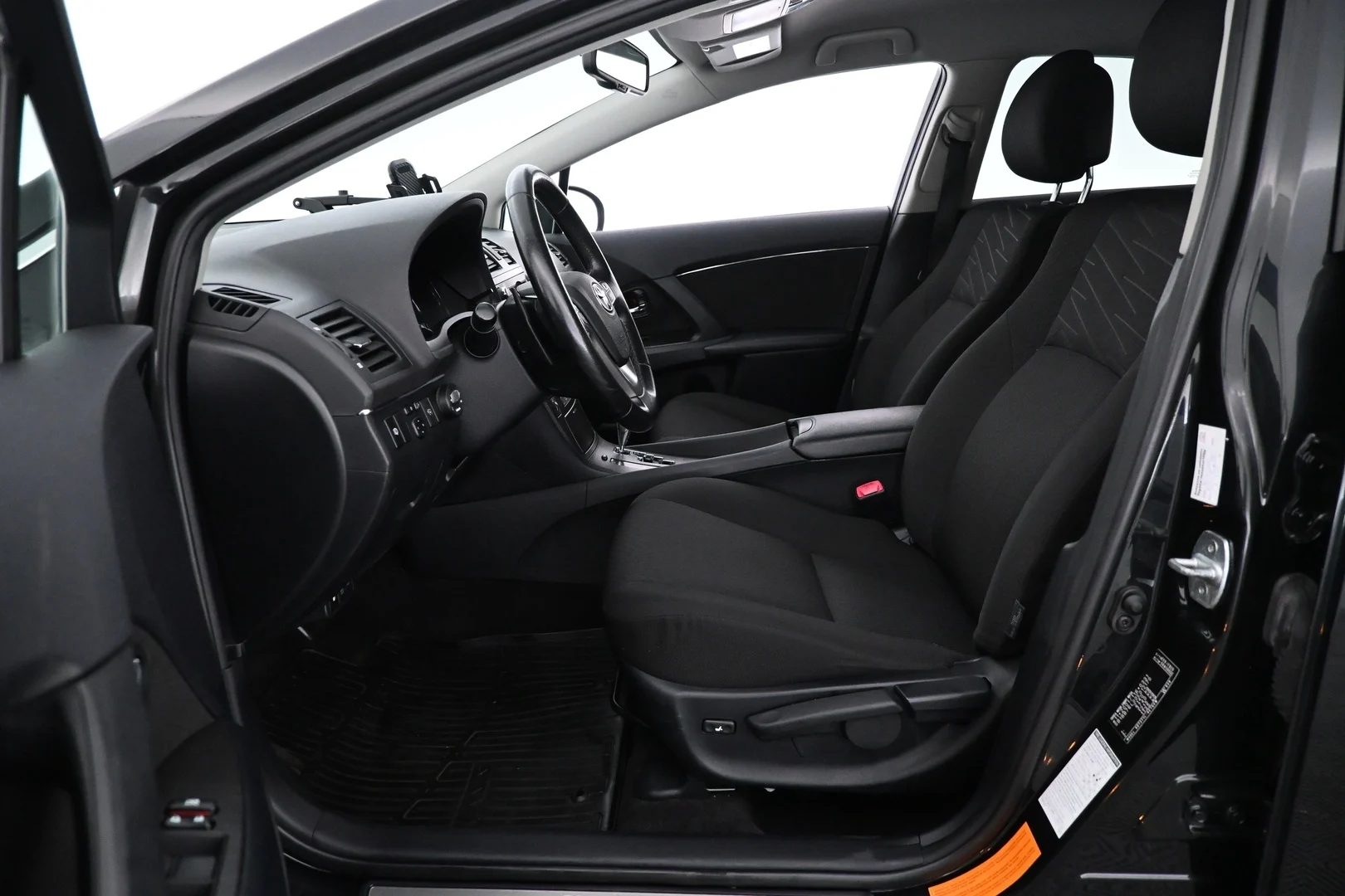 Car Image - 3GlfH0pEPa9gf5KcBsX9vY
