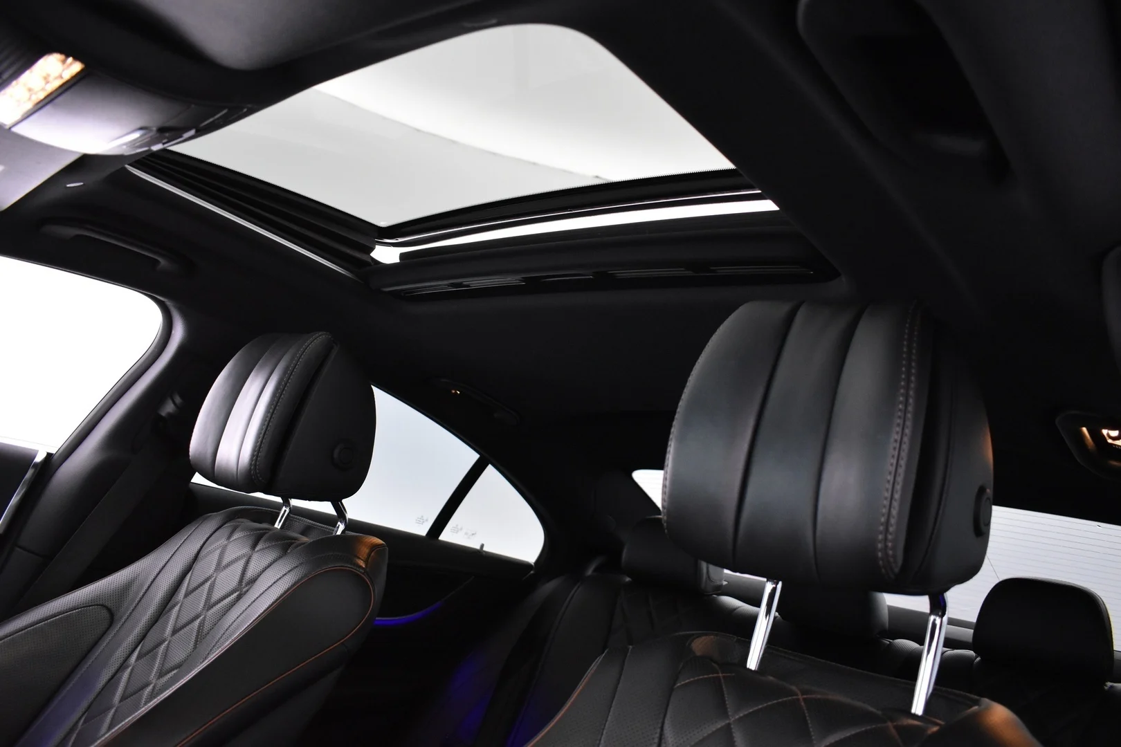 Car Image - 3dpsgkKczCyU7cgUq1DTzx