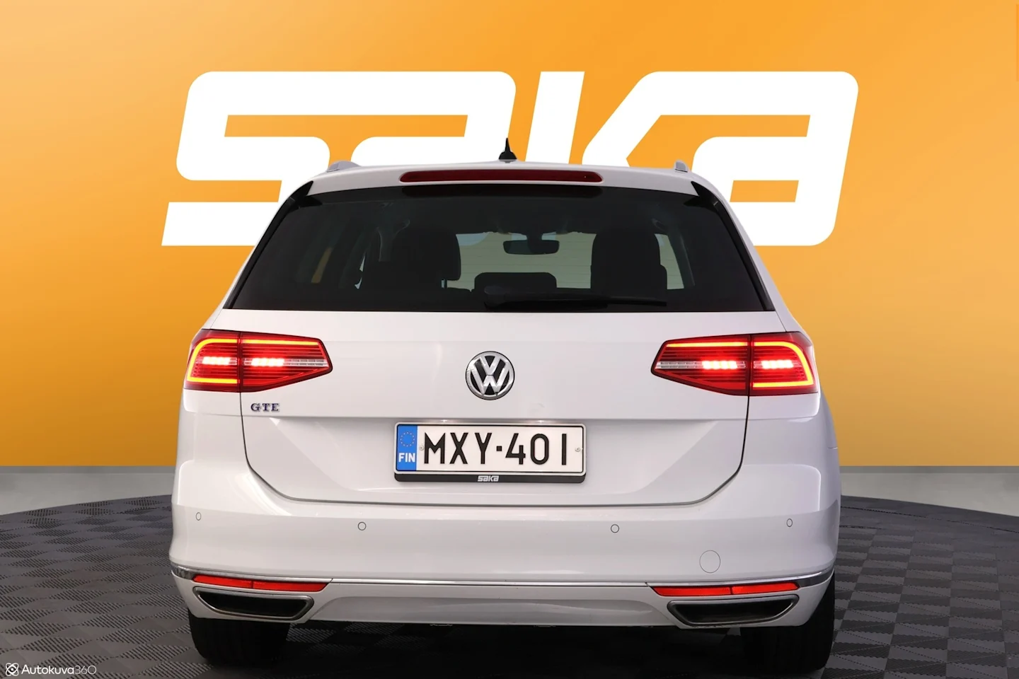 Car Image - CBLQ5gAoPwpCgIDHMj8a9