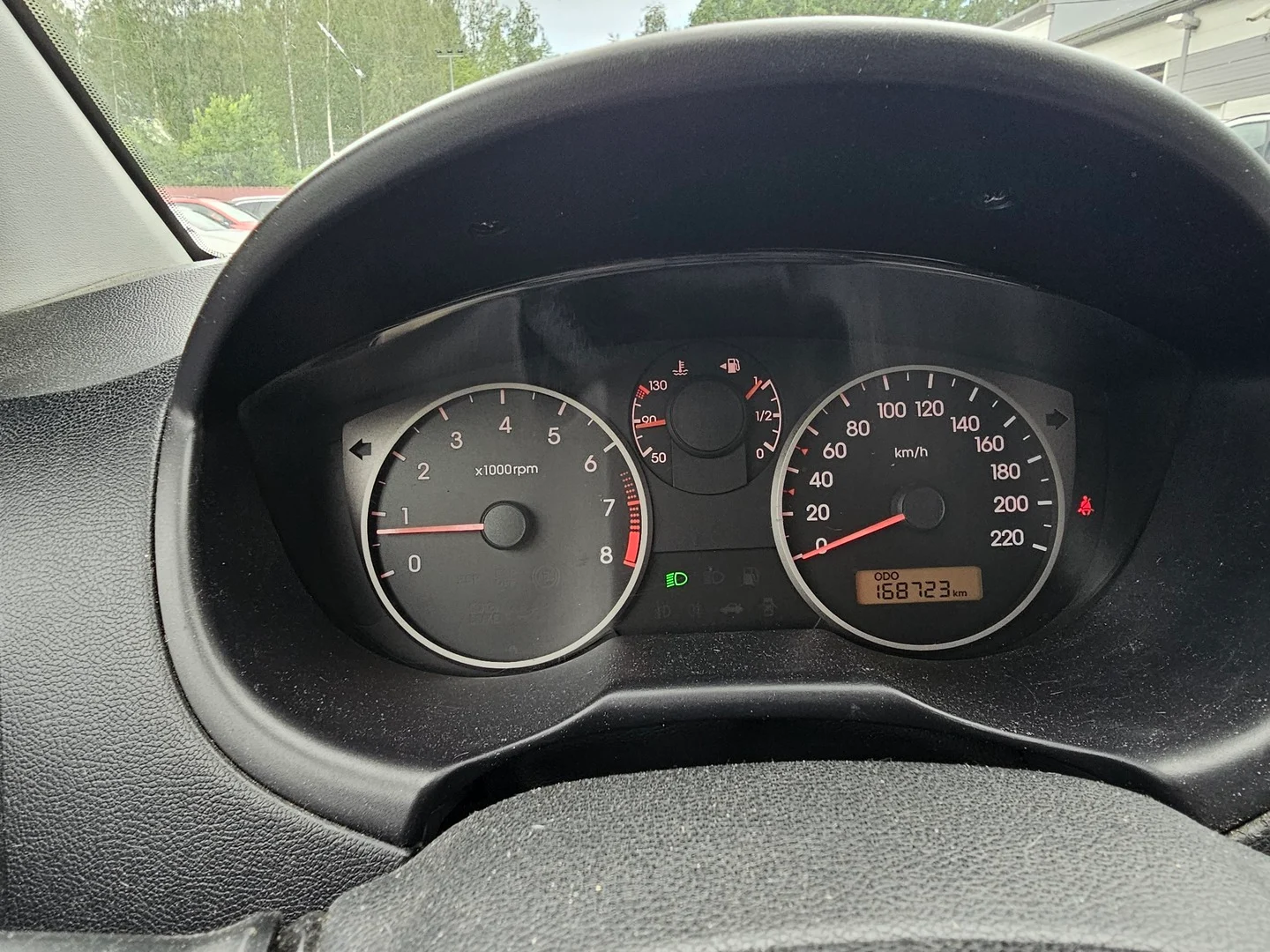 Car Image - 4Zg9pjDRYFOQXWDxy0I67u