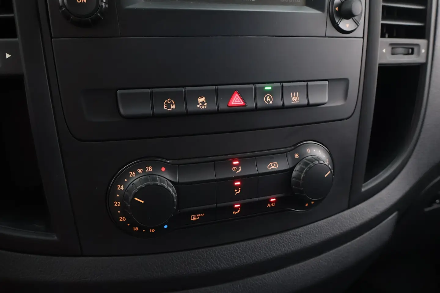 Car Image - gZvYN6CUj1E5fAkxheQ7a