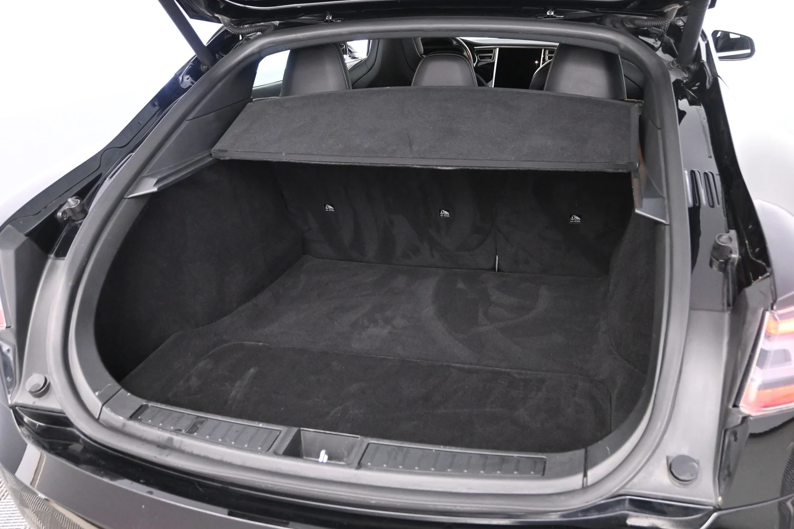 Car Image - 12vMNPaKT7uRSKqpDzD4jy