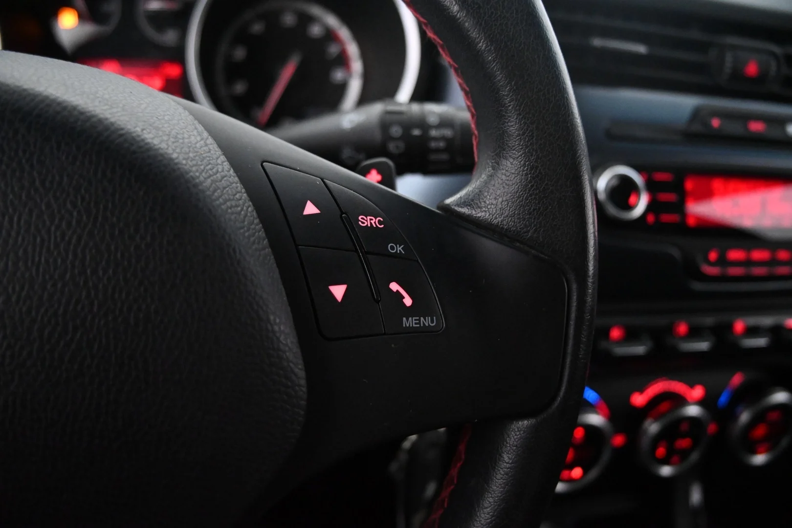Car Image - 3ZnEmPYKcKY9IqTVE9GpGC