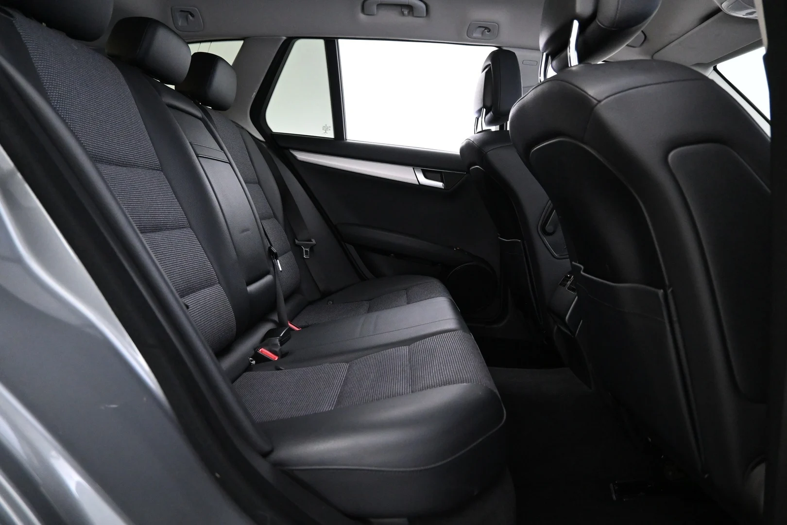 Car Image - 29jZeqoKTEm3j8nBN5vtSs
