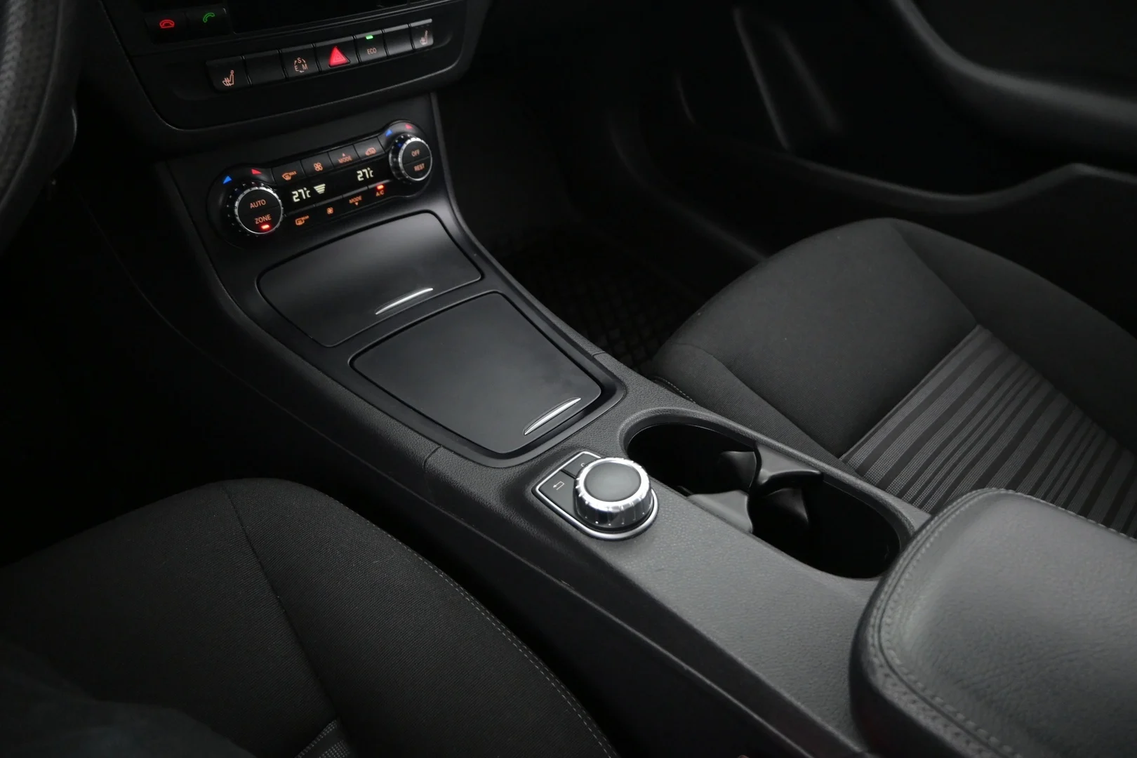 Car Image - 6Sl2BsVmZKFT3BxSWNHJYv