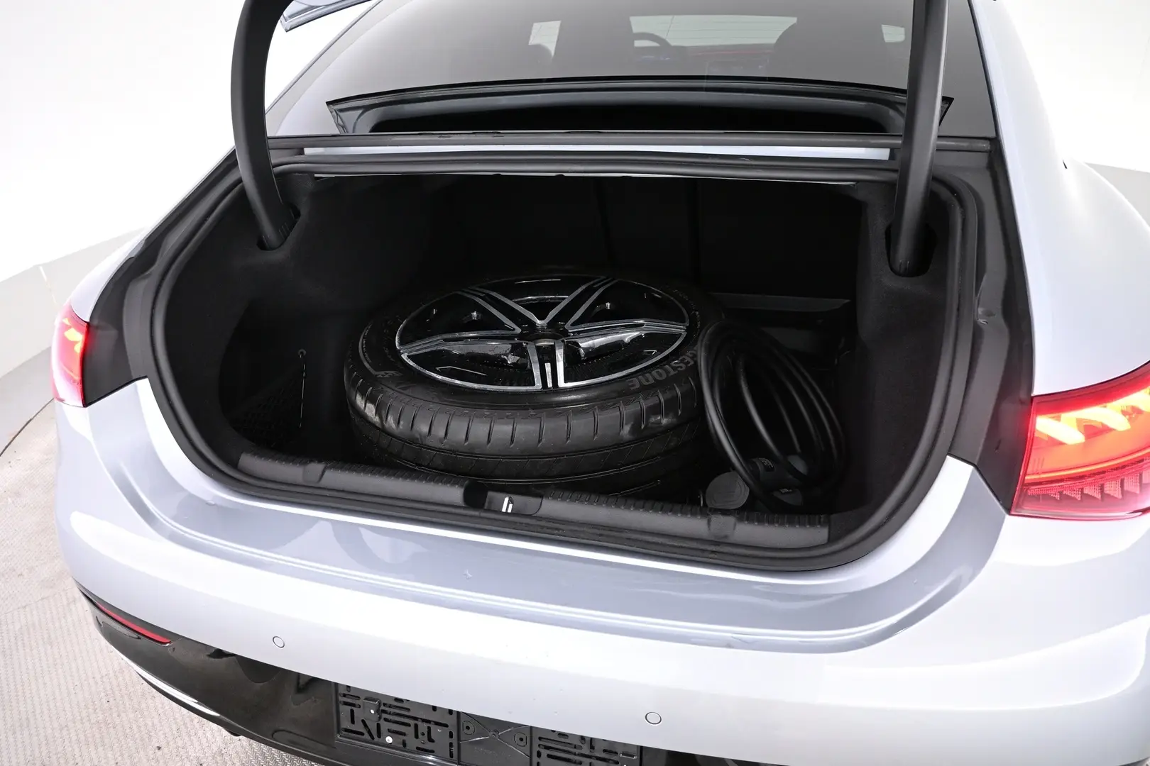 Car Image - e45x34NNFbo1dNcMBIDs7