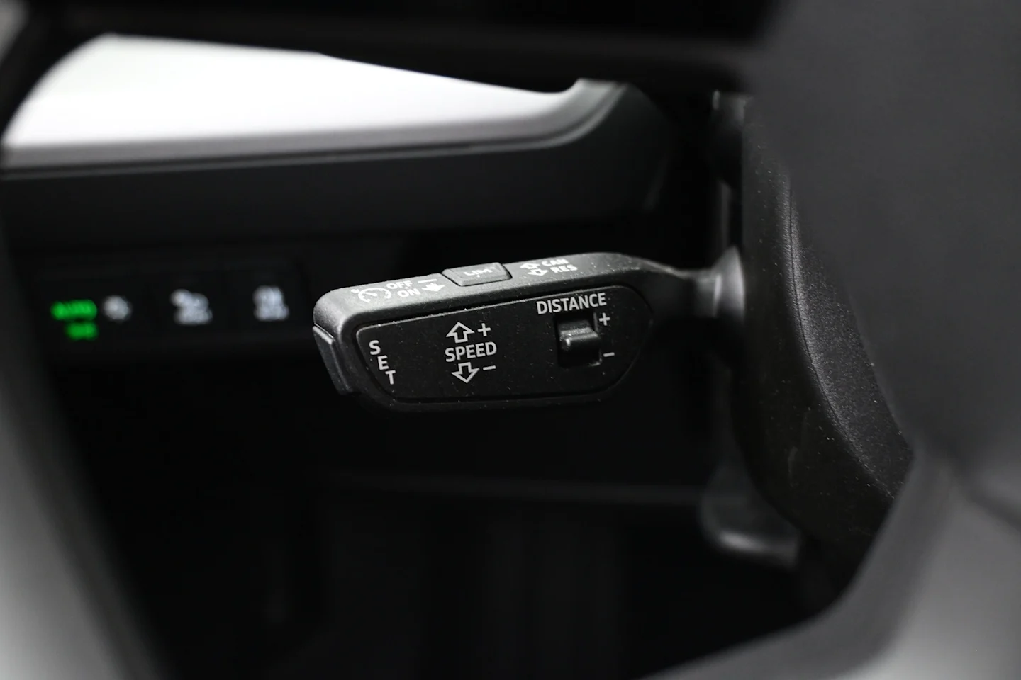 Car Image - PSUqrtPOkip80hH2xefmo