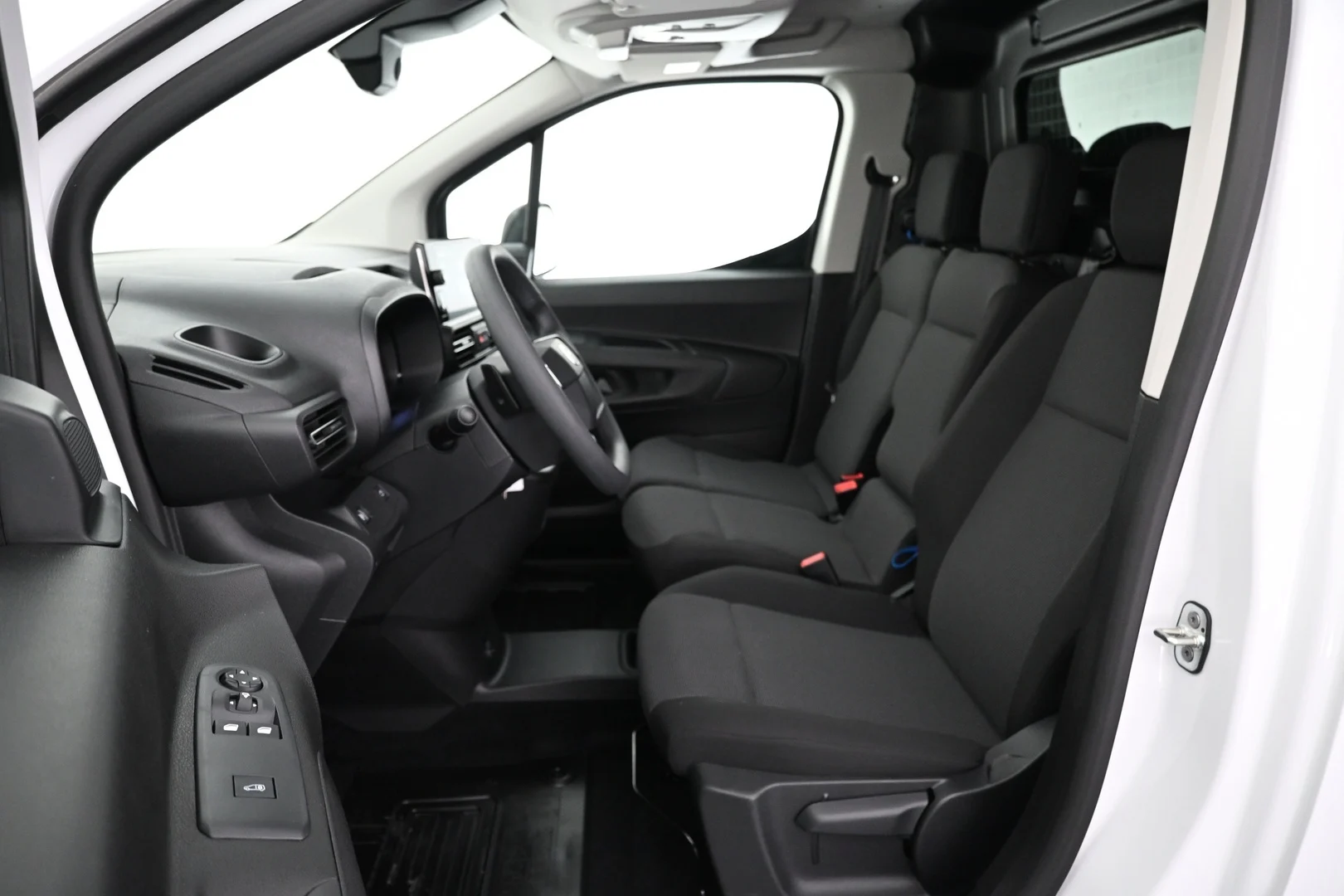 Car Image - fRAlIY0GA5wT83rhCr2aP