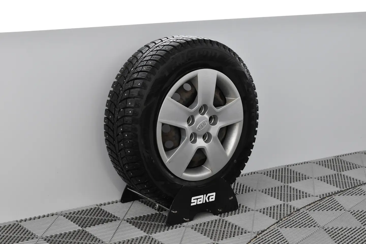 Car Image - 1HE9O2iQMZK1yWbxWjgE4X