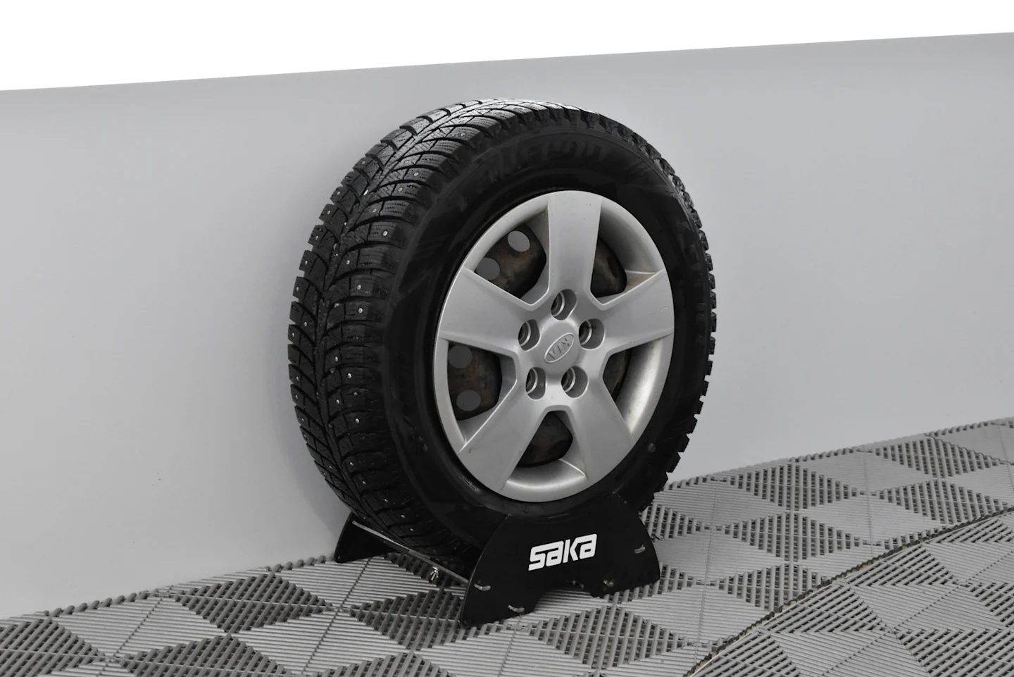 Car Image - 1HE9O2iQMZK1yWbxWjgE4X