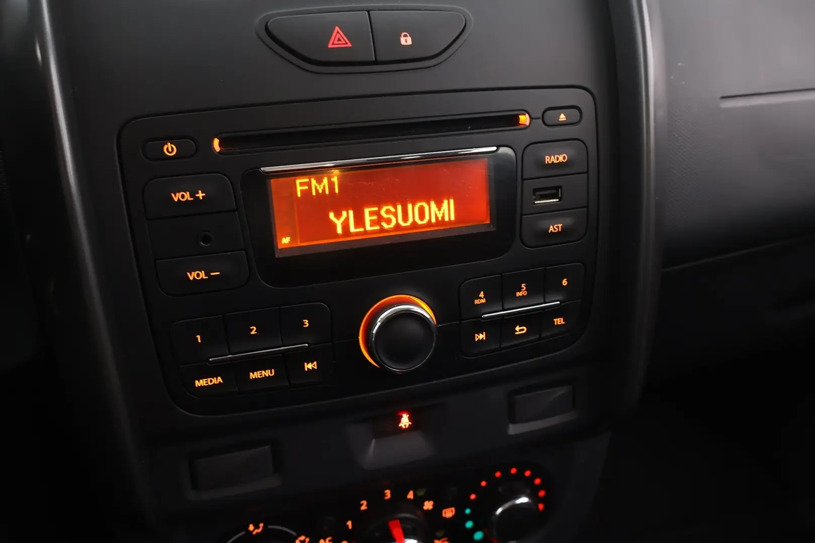 Car Image - 1tuN6yha2P3VAtXsyRX3bA
