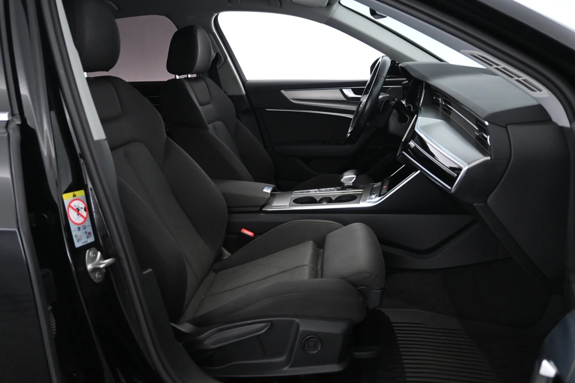 Car Image - 2Ja9MF9x5QJOfOWGbLtH7I