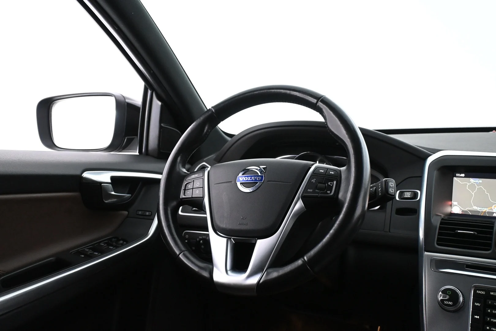 Car Image - zHRArdrsz5MKwWUmxNI73