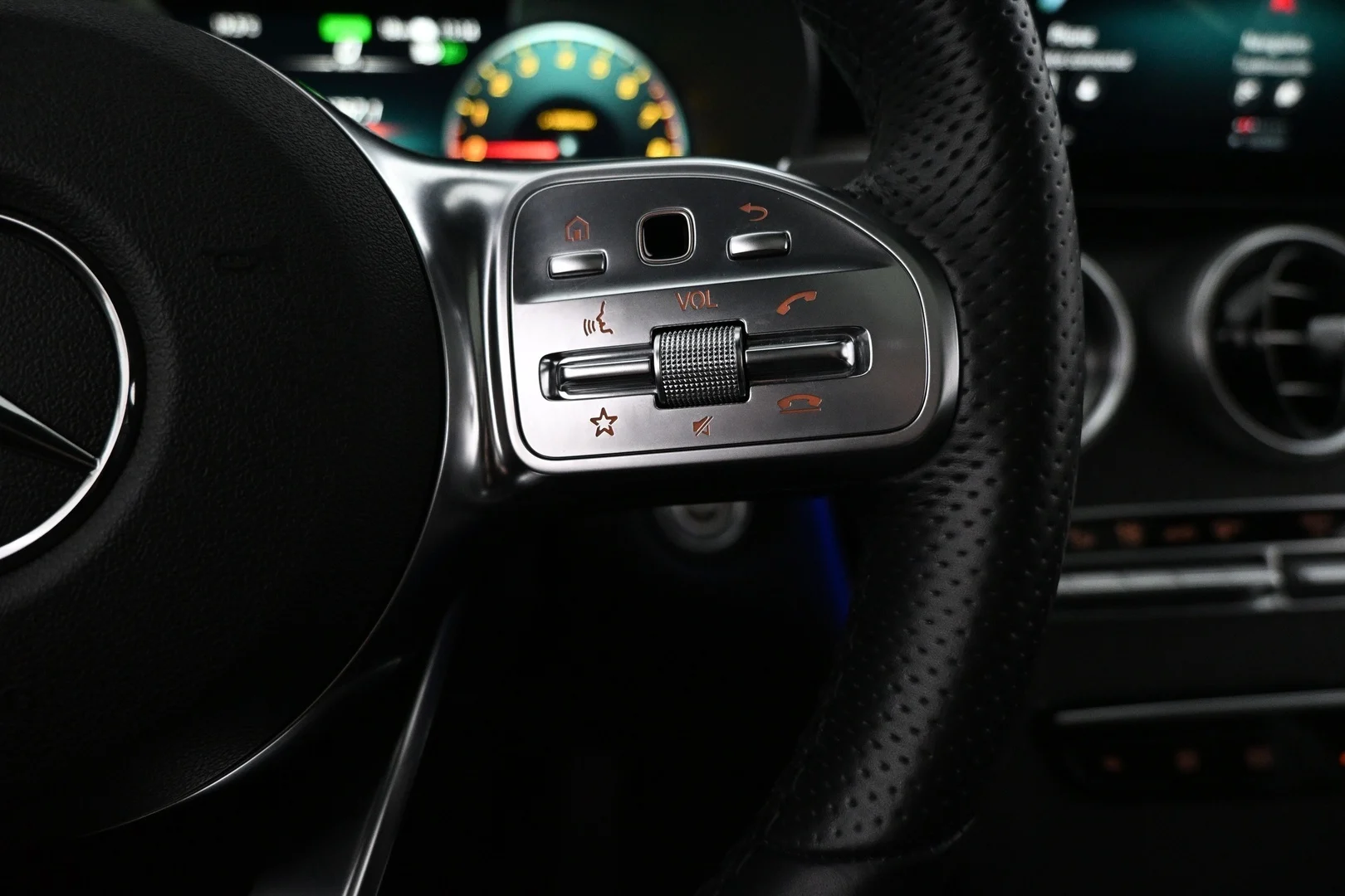 Car Image - 1spQiRyOEk6EYwqxdPCTFC