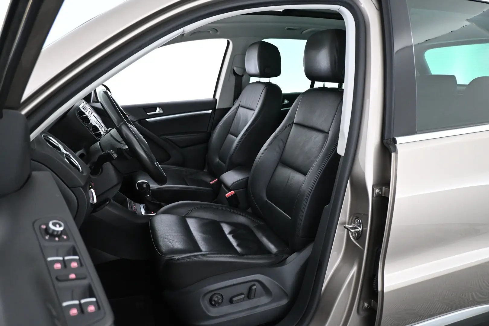 Car Image - 4v1RF0MBhN3DGOYqja3tsE