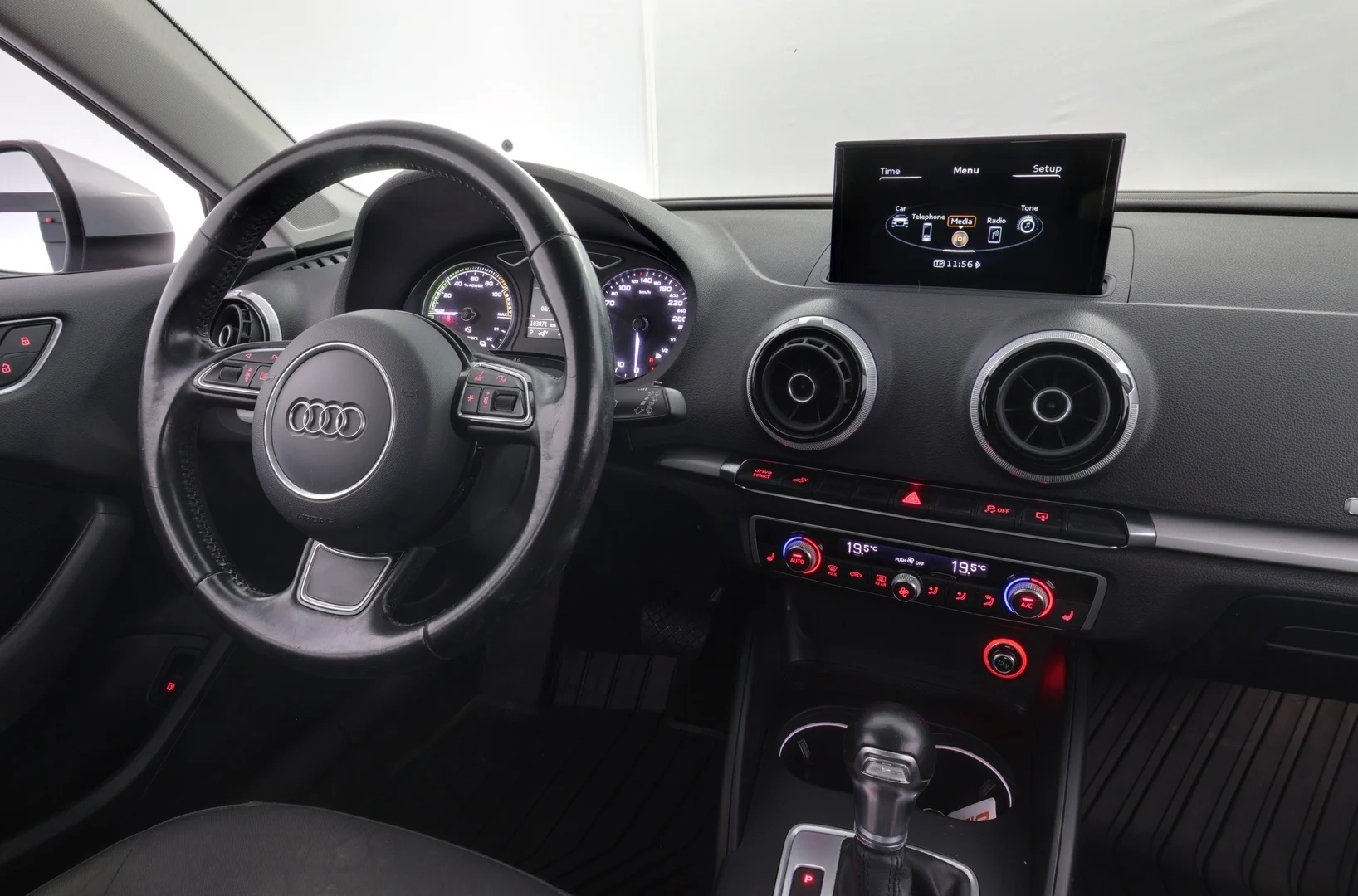 Car Image - 4d0YitdyYyrJINQ8OLi2hl