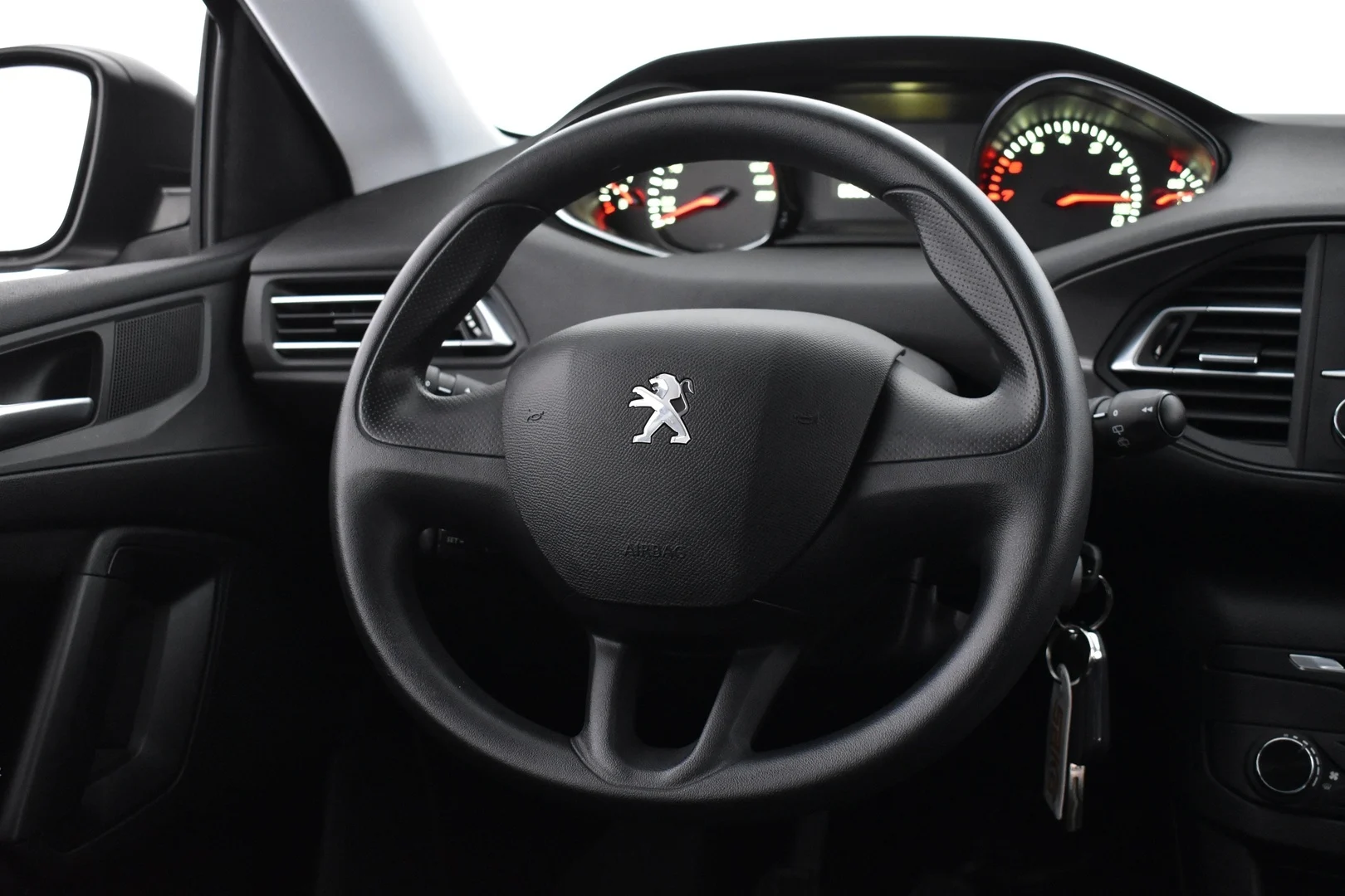 Car Image - 3sZR1739ZJK4kEFn1d2Qvz