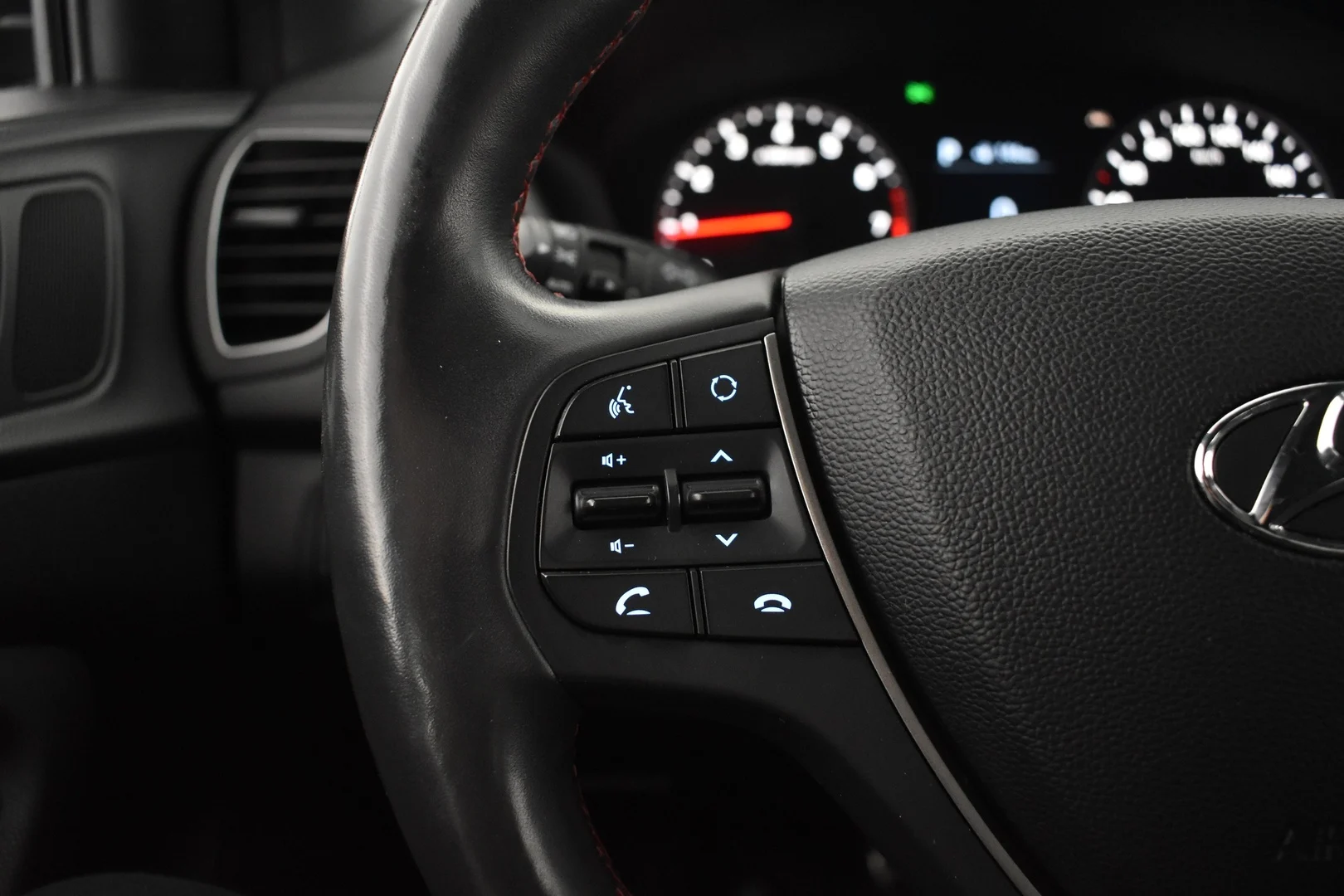 Car Image - 521ZQUUGZrkrMR7qNMS6Wh