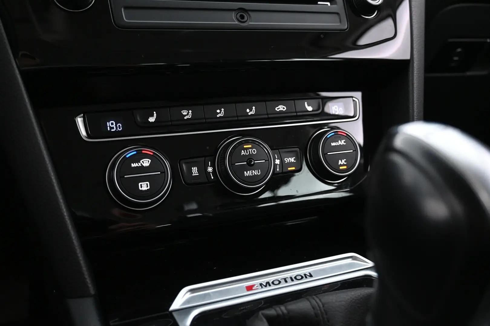 Car Image - AmPOWkyIszQ86j5yAwRQf