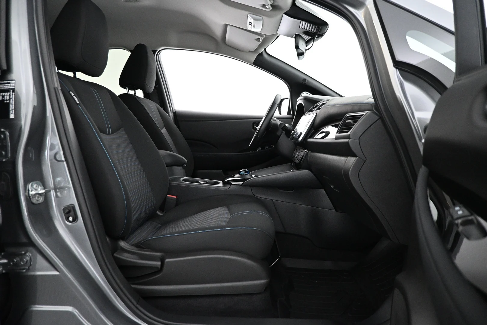 Car Image - PRxBP27oF4mOmyERmVoEy