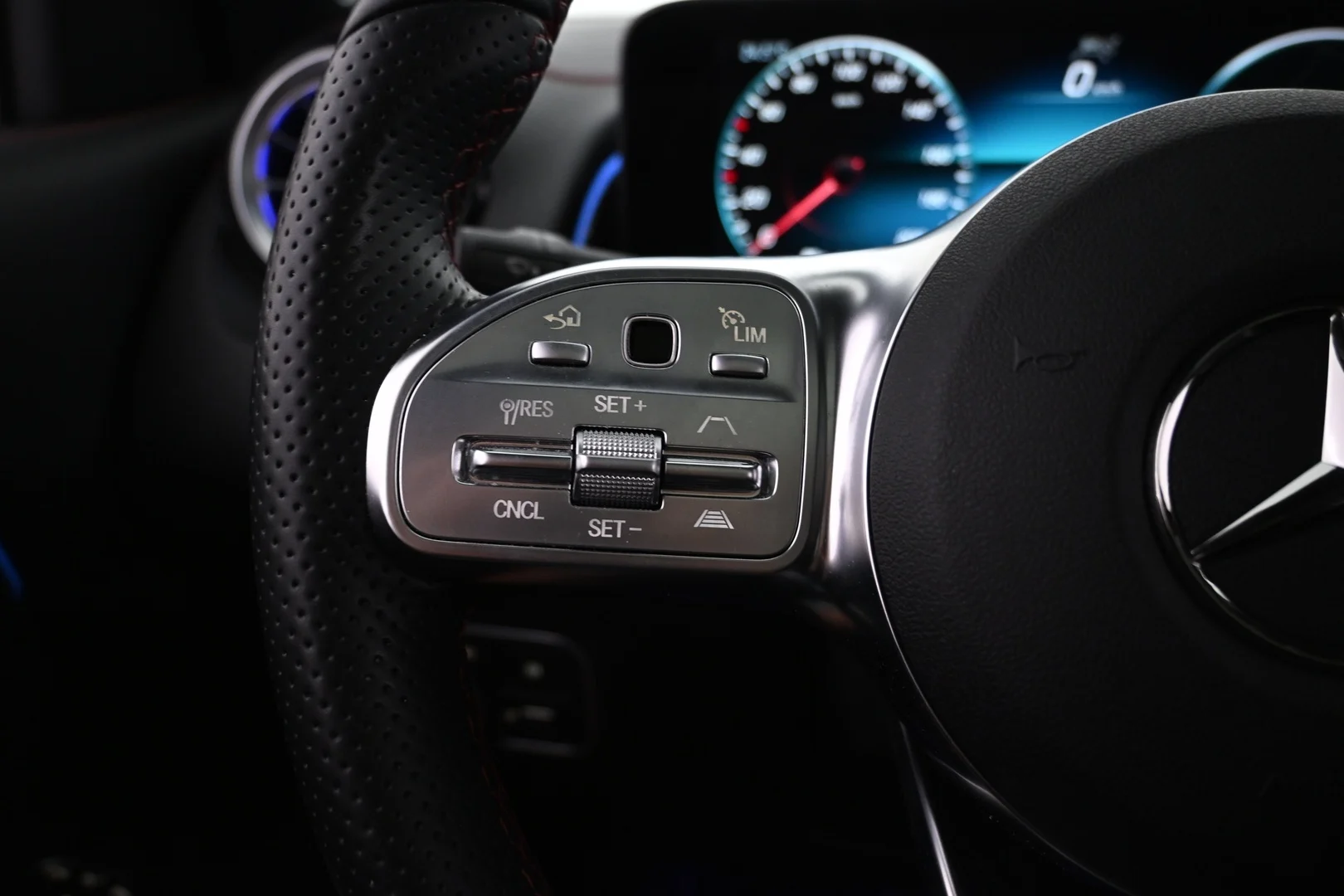 Car Image - 2mYRqtF54DlL6JGIc69FVJ