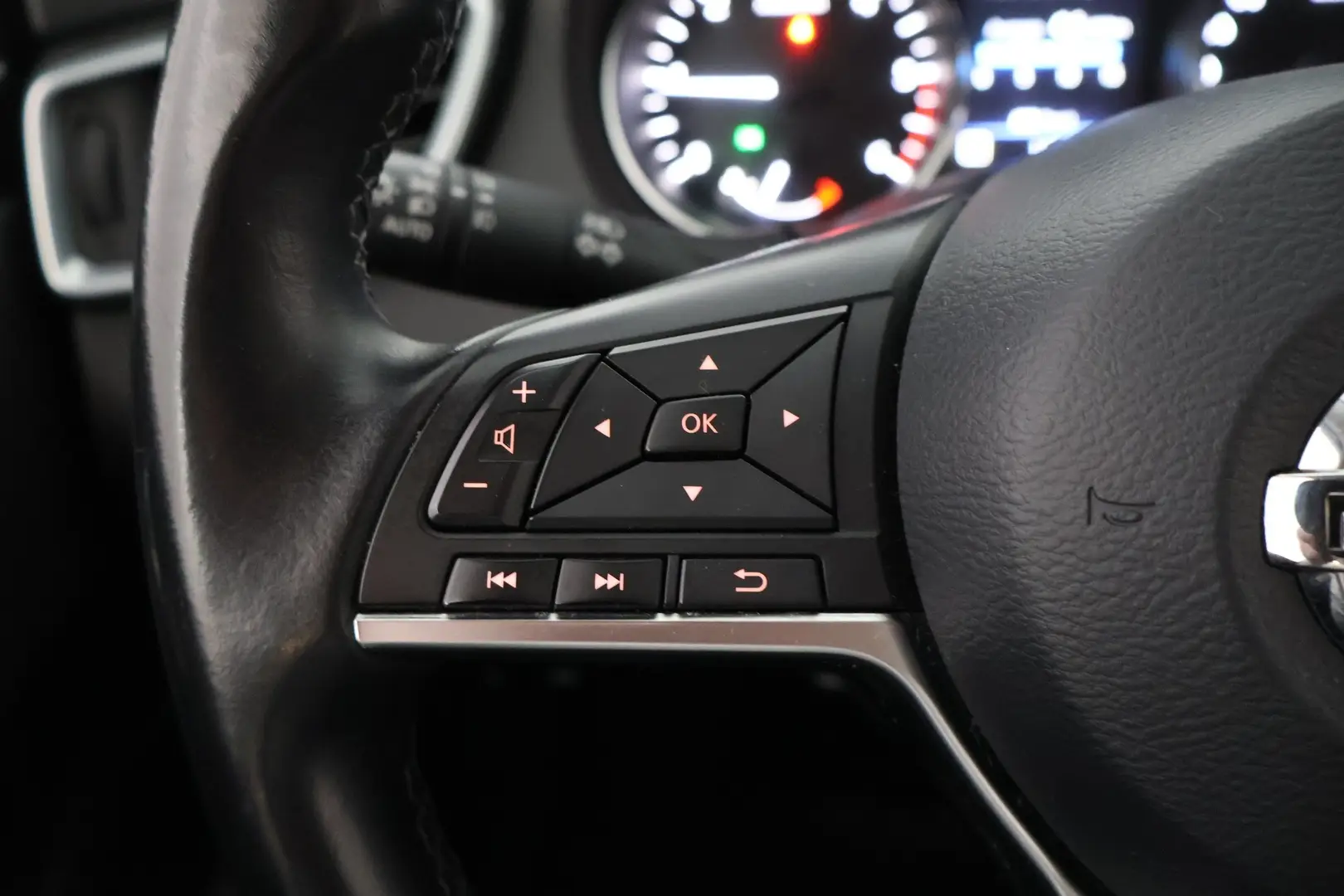 Car Image - 1pKFR9TcvWvGrY695XXTbs