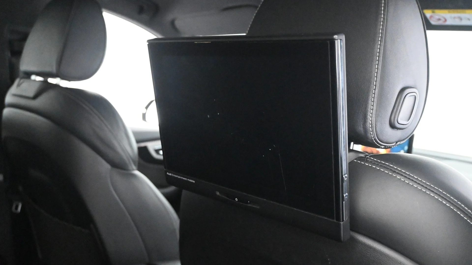 Car Image - 4Xk83Z99XhHfgFWPSx0F3Y