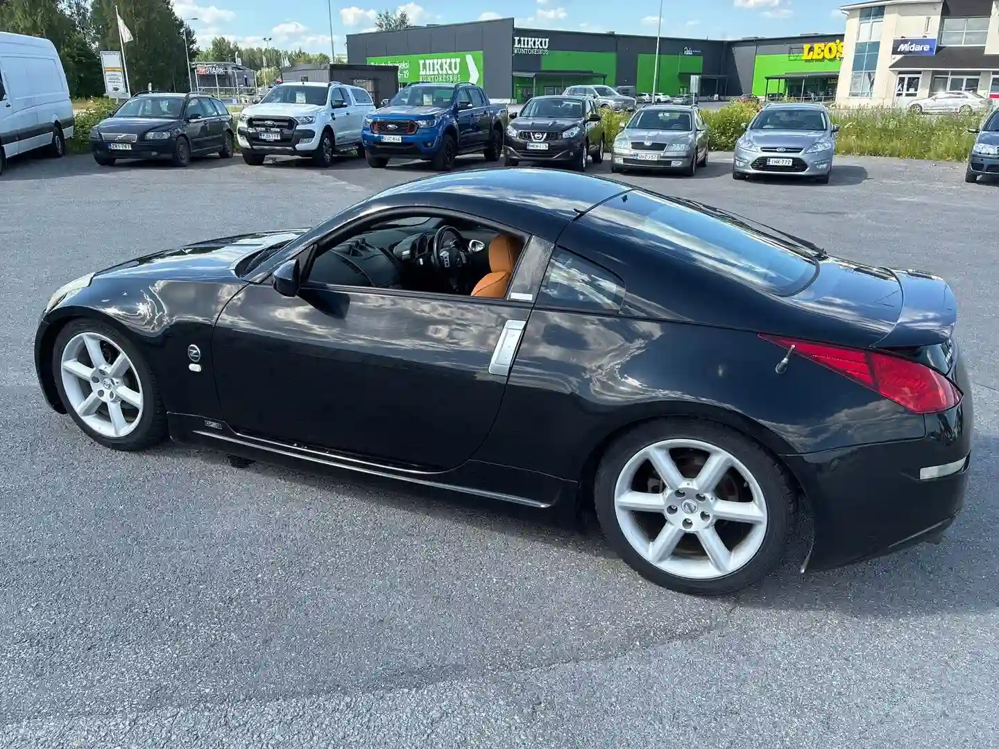 Car Image - 2IQlMaLn7fZWri32yoKlQG