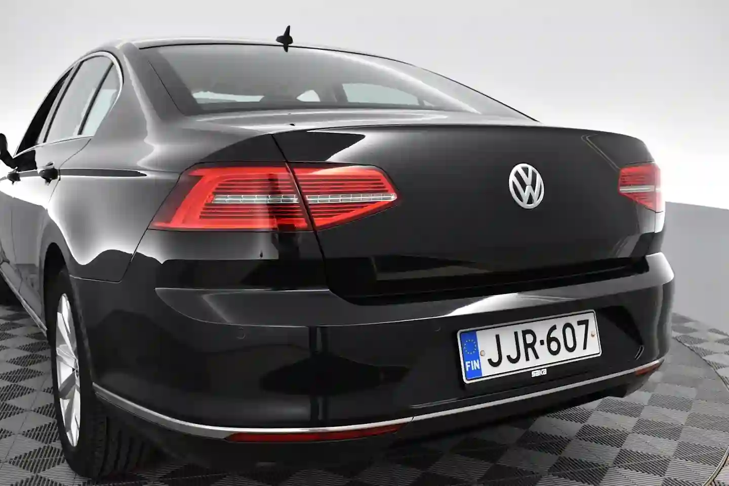 Car Image - 2WUqjJxNvNTb2IpkZjJCW4