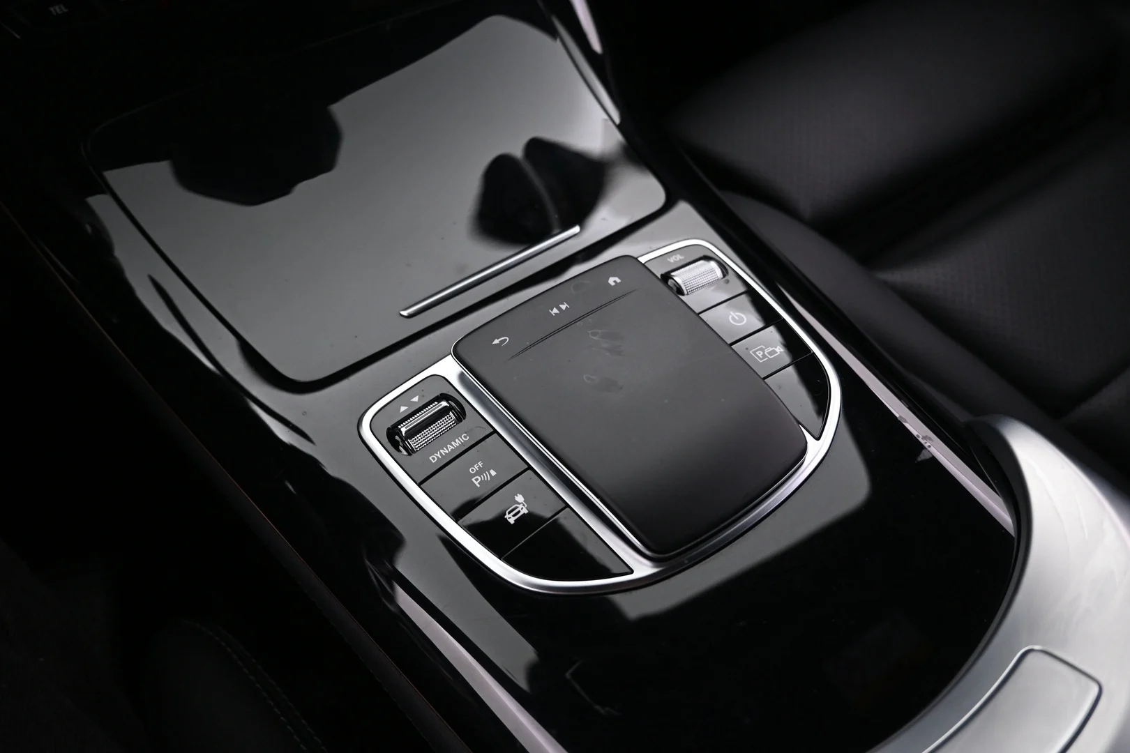 Car Image - 60Sxowl1t7LoqFEQKK2t5a