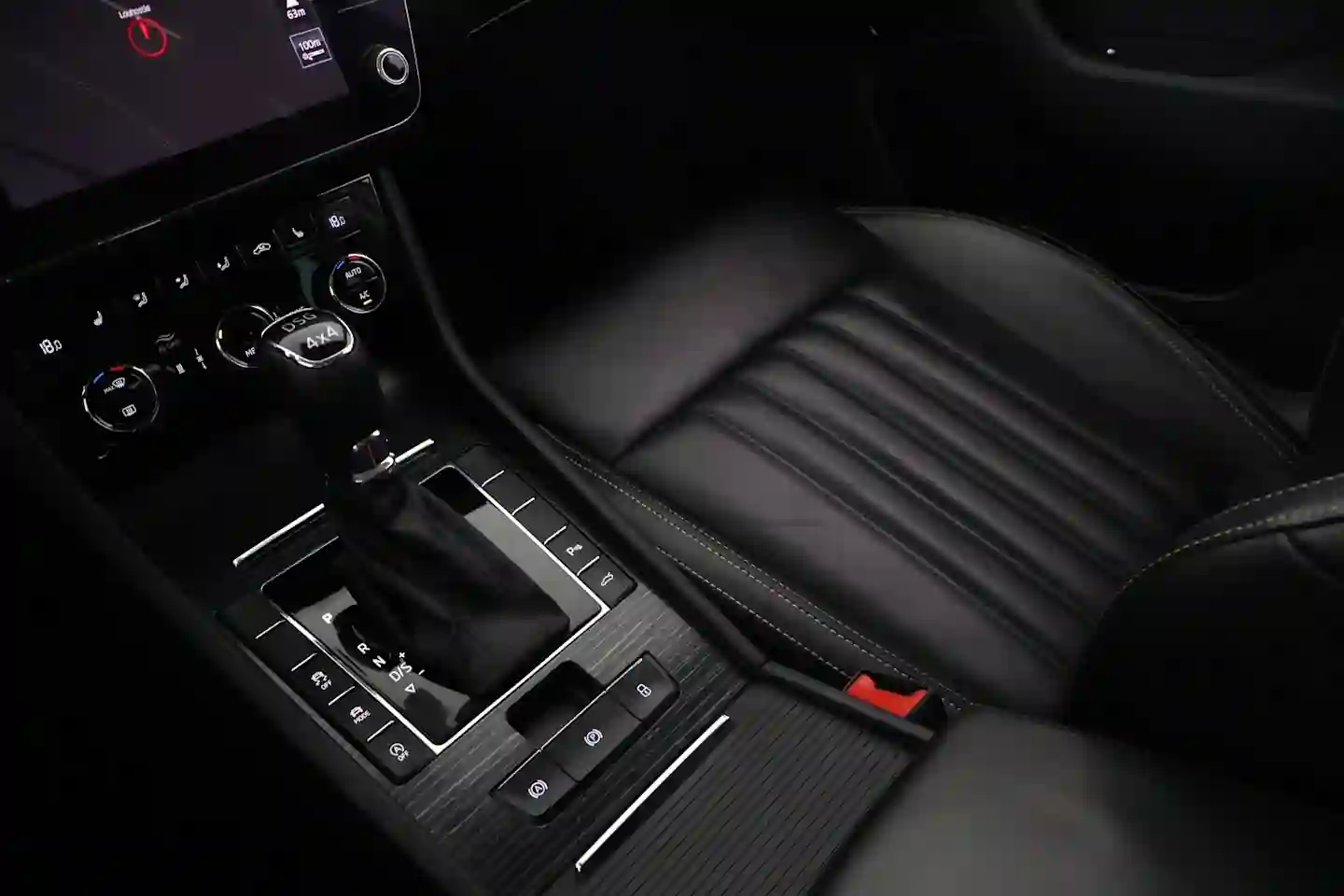 Car Image - 1ppMhnNLcfkB6NYqHdQyeJ