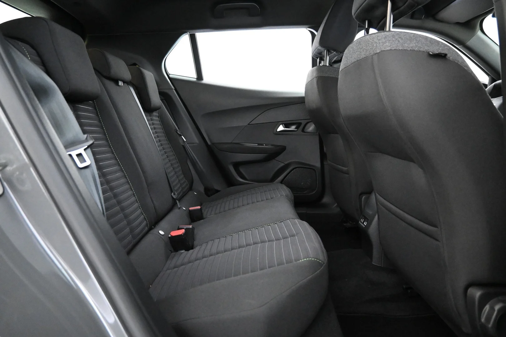 Car Image - NpmX379stcUGr8W1vAjVA