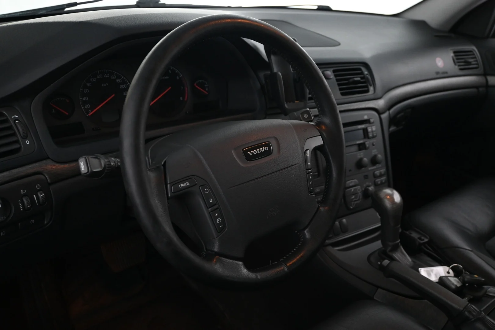 Car Image - 1hJhvYyNFsdkLp3NkZIECV