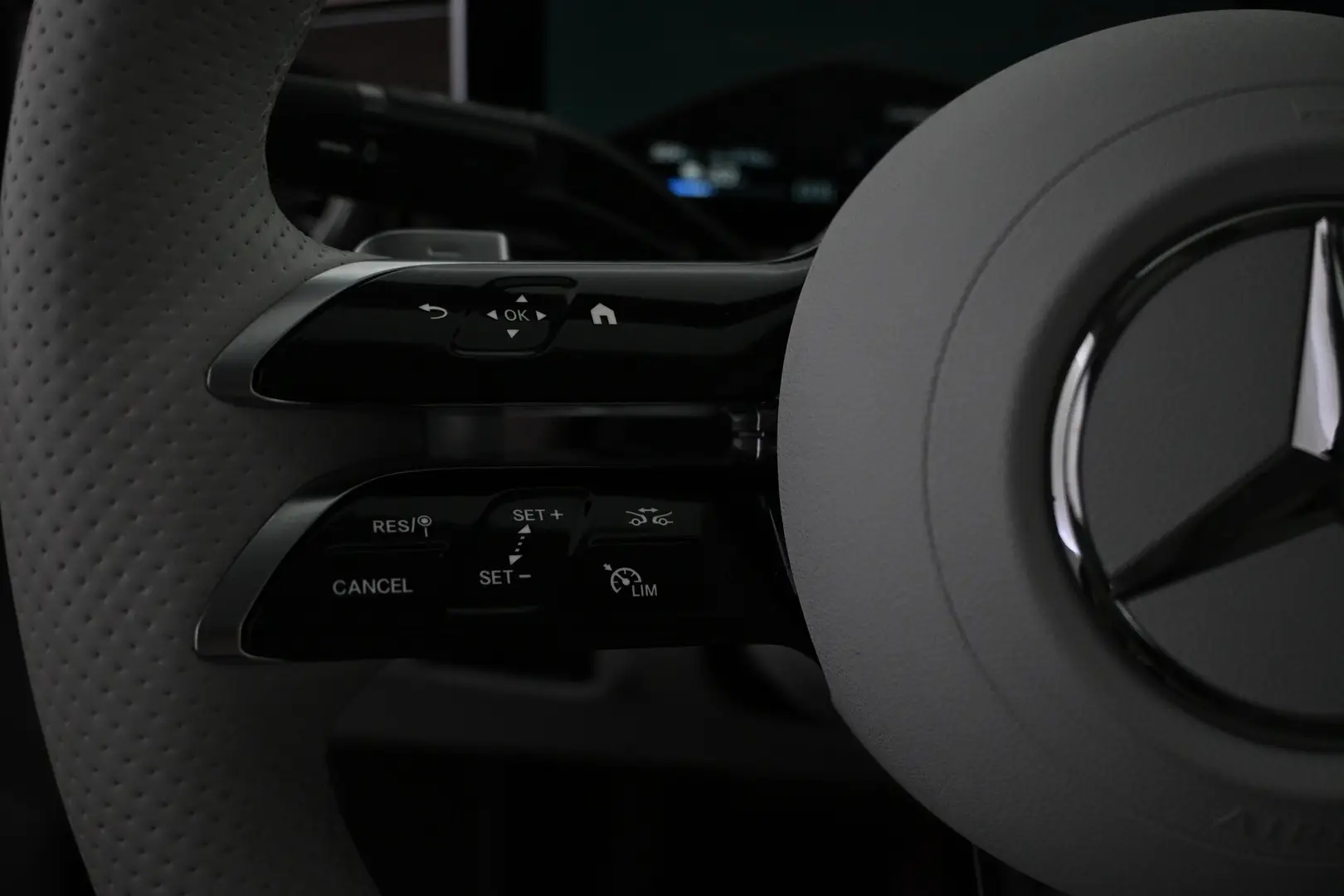 Car Image - 5l1OgJhklM8C4KDSmslPpY