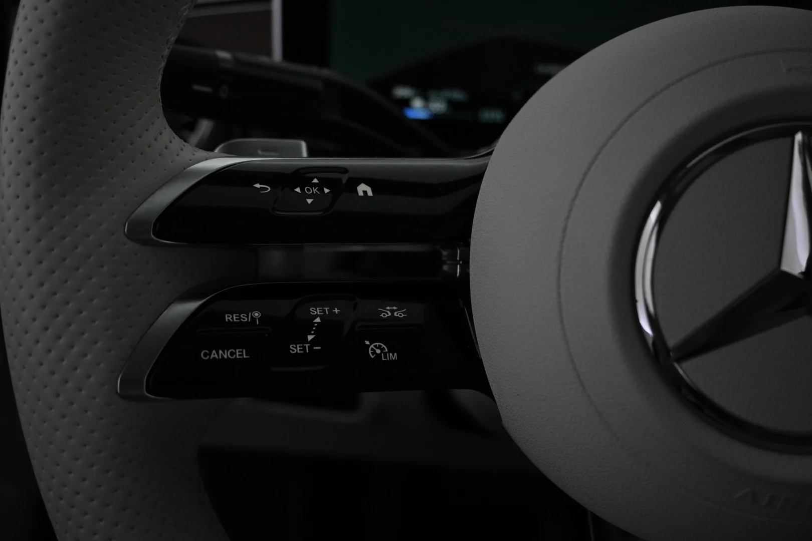 Car Image - 5l1OgJhklM8C4KDSmslPpY
