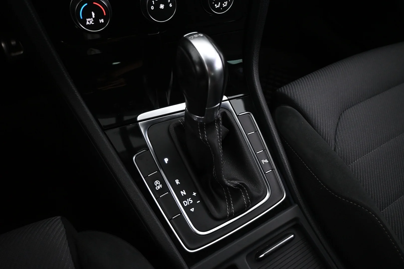 Car Image - PC1rrhGDRJF0bYNdlVeUk