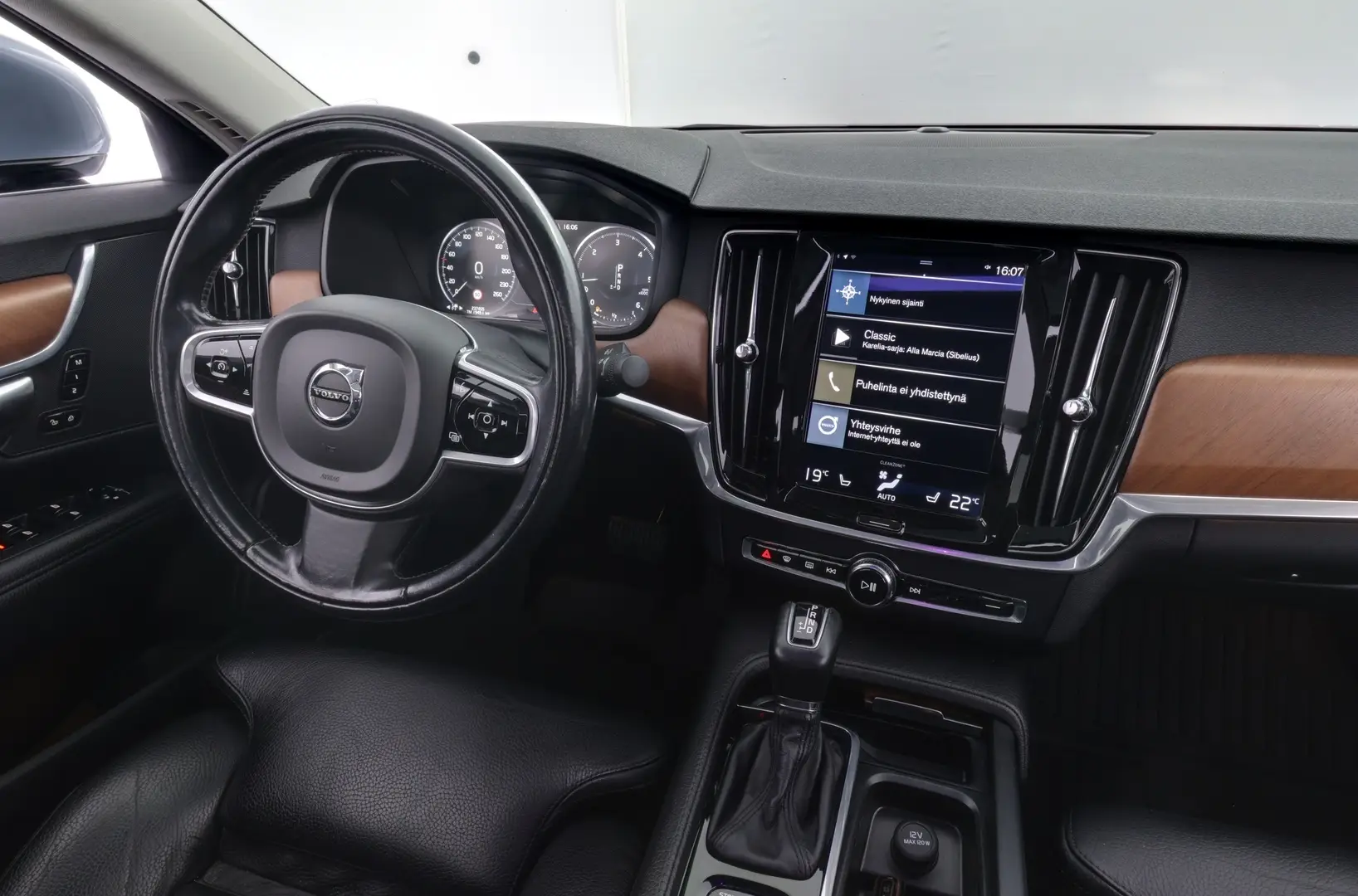 Car Image - 2k5BfeE3dt11duGQhQEwHJ