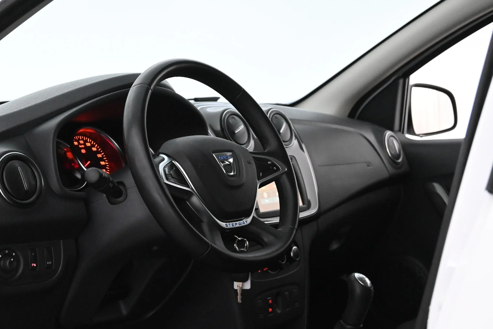 Car Image - 726ecYVQSsBqvZOjv7vS2J