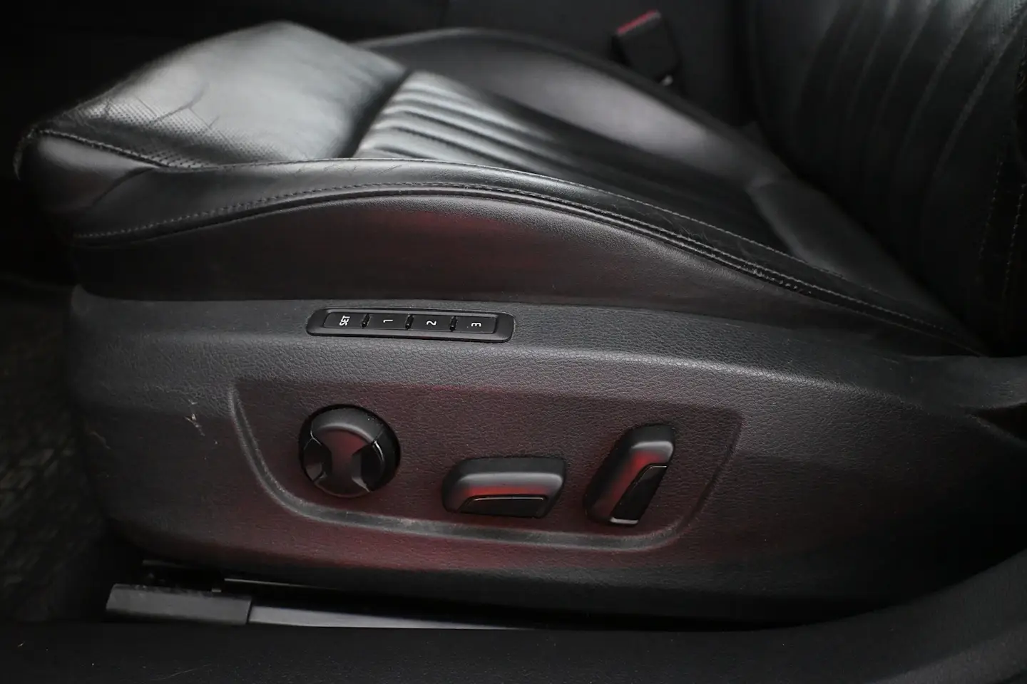 Car Image - 3t1loH9DVwnJhiaGlrKO5c